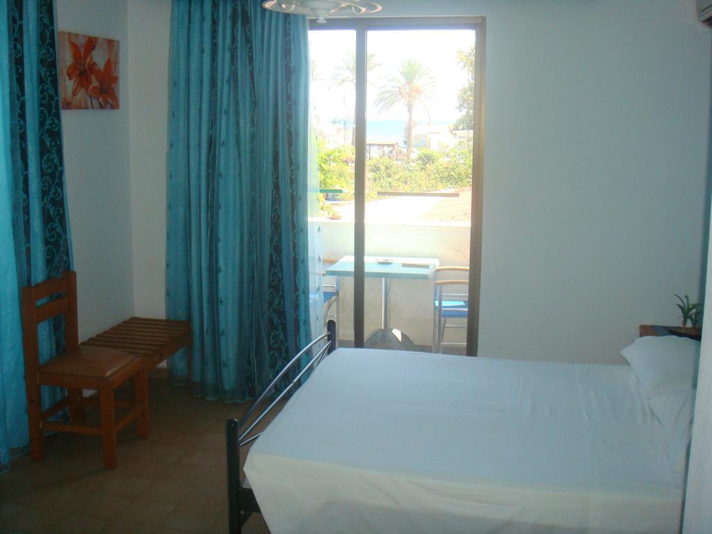Omiros Faliraki Quarto foto